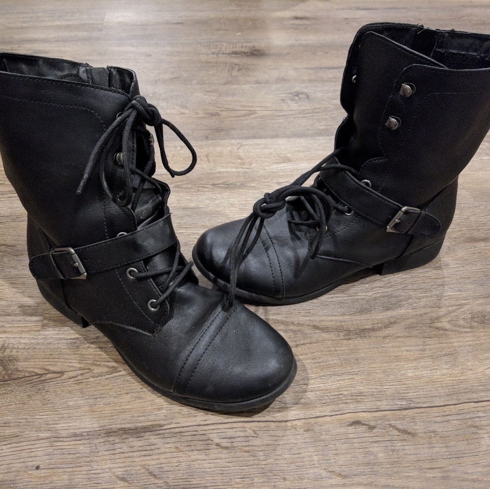 Black lace up boots